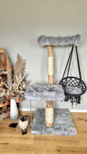 Laden Sie das Bild in den Galerie-Viewer, Naturkratzbaum Benji und Belle