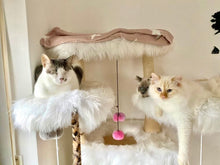 Laden Sie das Bild in den Galerie-Viewer, Naturkratzbaum Coco, Nala, Simba & Bailey