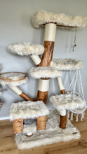 Laden Sie das Bild in den Galerie-Viewer, Naturkratzbaum Oskar, Monti, Caspar und Mino