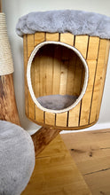 Laden Sie das Bild in den Galerie-Viewer, Naturkratzbaum Mia, Coopi, Yola, Lilly & Yoshi