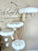 Laden Sie das Bild in den Galerie-Viewer, Naturkratzbaum Bella, Gigi & Fibi