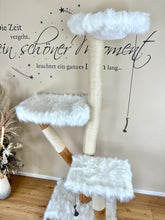 Laden Sie das Bild in den Galerie-Viewer, Naturkratzbaum Charlie & Ivy