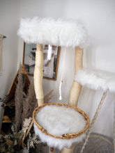 Laden Sie das Bild in den Galerie-Viewer, Naturkratzbaum Captain, Bucky & Melody