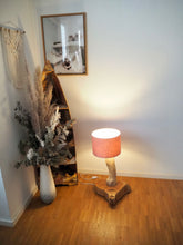 Laden Sie das Bild in den Galerie-Viewer, Tischlampe