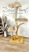Laden Sie das Bild in den Galerie-Viewer, Naturkratzbaum Coco & Jambo