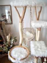 Laden Sie das Bild in den Galerie-Viewer, Naturkratzbaum Zola, Elmo, Tilda, Baily, Simba & Birne