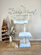 Laden Sie das Bild in den Galerie-Viewer, Naturkratzbaum Bella