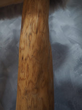 Laden Sie das Bild in den Galerie-Viewer, Naturkratzbaum Minnie, Pieps, Hector, Mia, Lias & Amelie