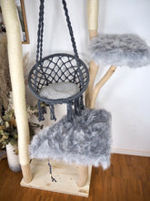 Laden Sie das Bild in den Galerie-Viewer, Naturkratzbaum Amy & Luna