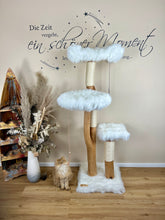 Laden Sie das Bild in den Galerie-Viewer, Naturkratzbaum Minosch & Travis