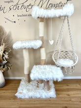 Laden Sie das Bild in den Galerie-Viewer, Naturkratzbaum Lia & Blue