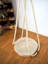 Laden Sie das Bild in den Galerie-Viewer, Baumscheibenschaukel