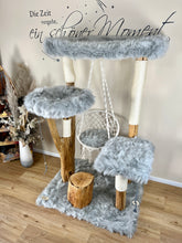 Laden Sie das Bild in den Galerie-Viewer, Naturkratzbaum Ylvie & Toffee